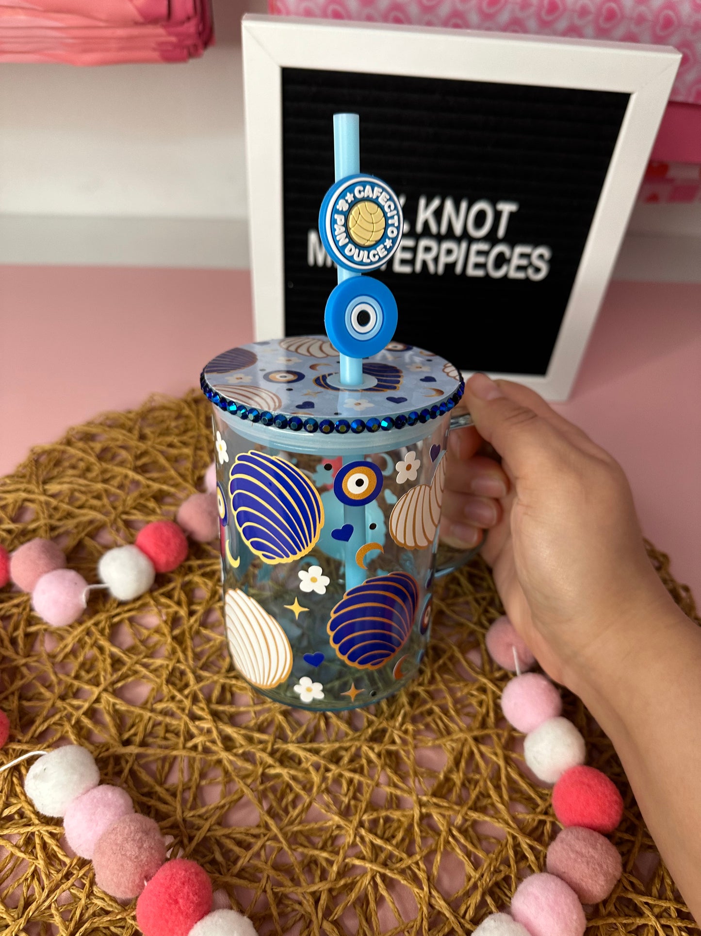 BLUE CONCHITAS Y MAL DE OJO GLASS MUG