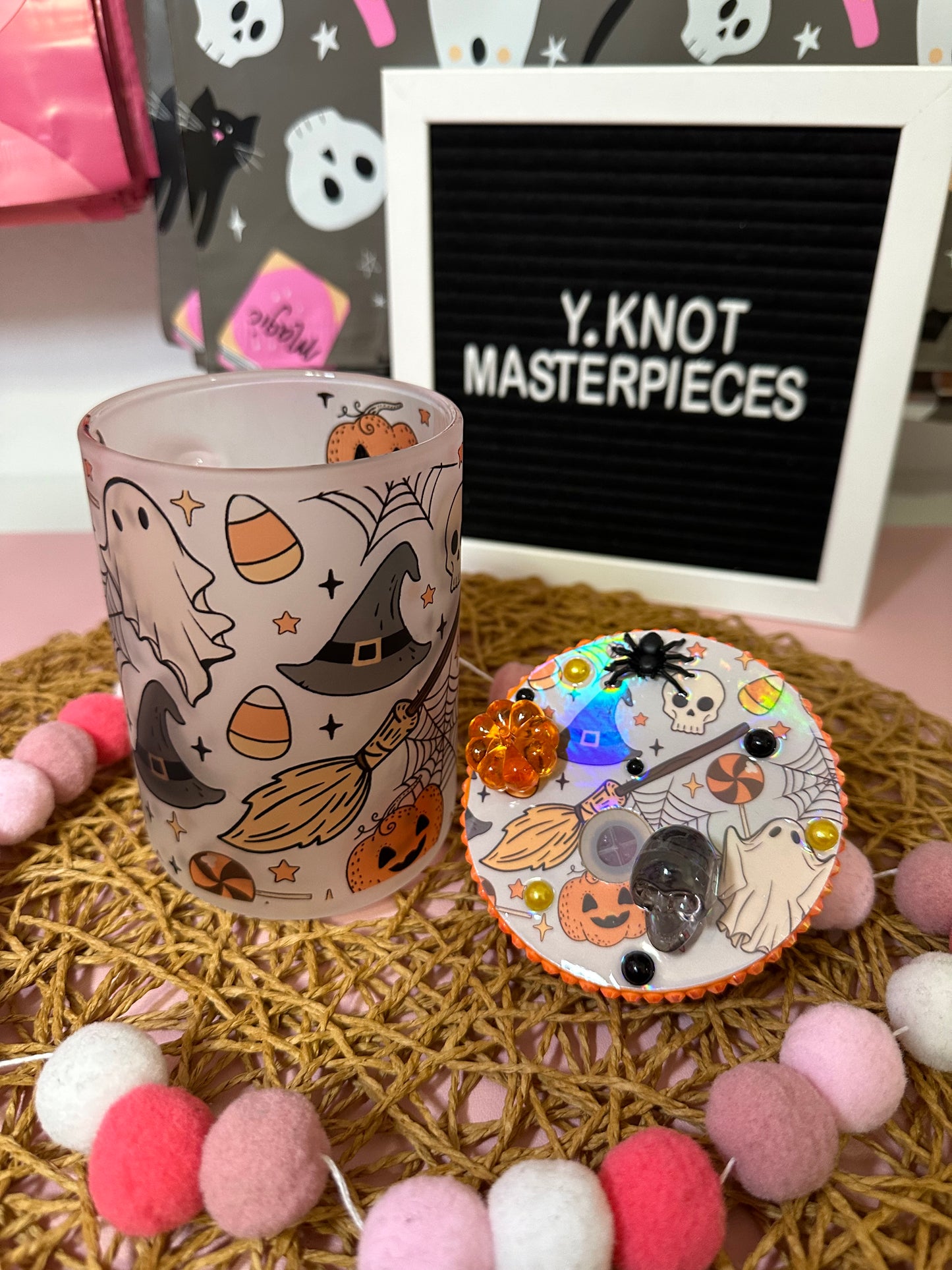 SPOOKY DOODLES FROSTED MUG