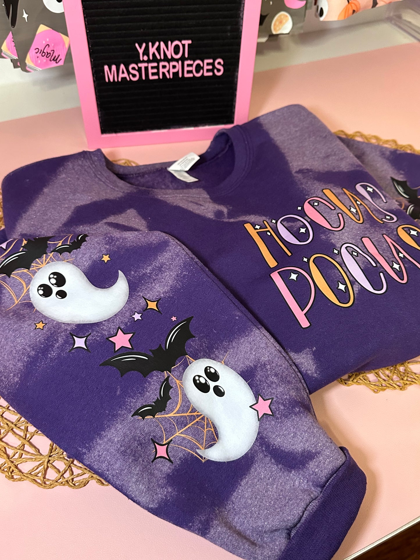 HOCUS POCUS BLEACHED SWEATSHIRT