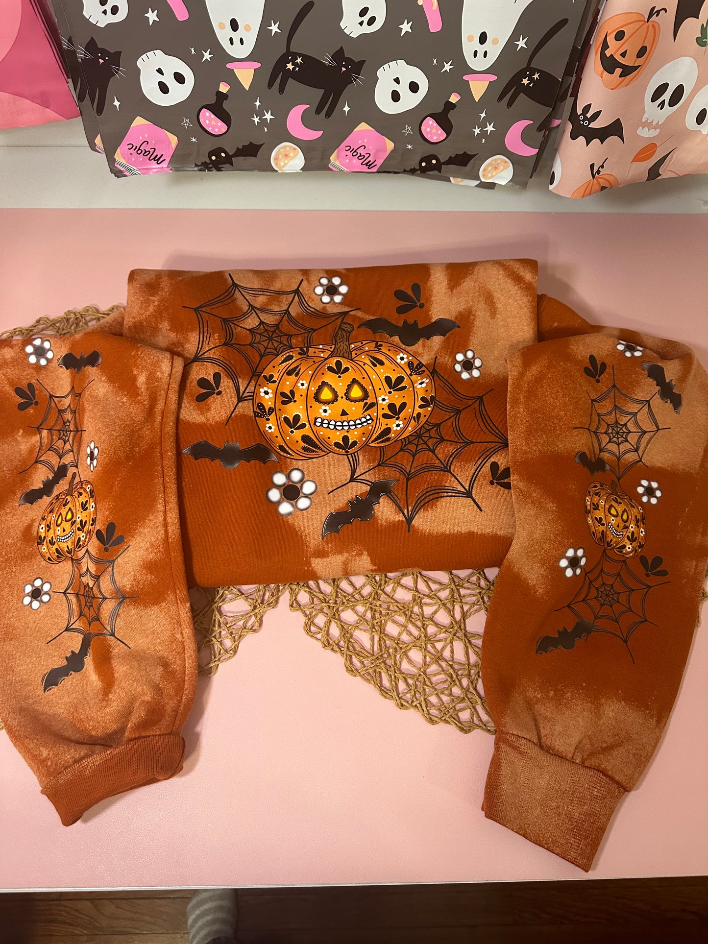 DIA DE MUERTOS PUMPKIN BLEACHED SWEATSHIRT- EXCLUSIVE DESIGN