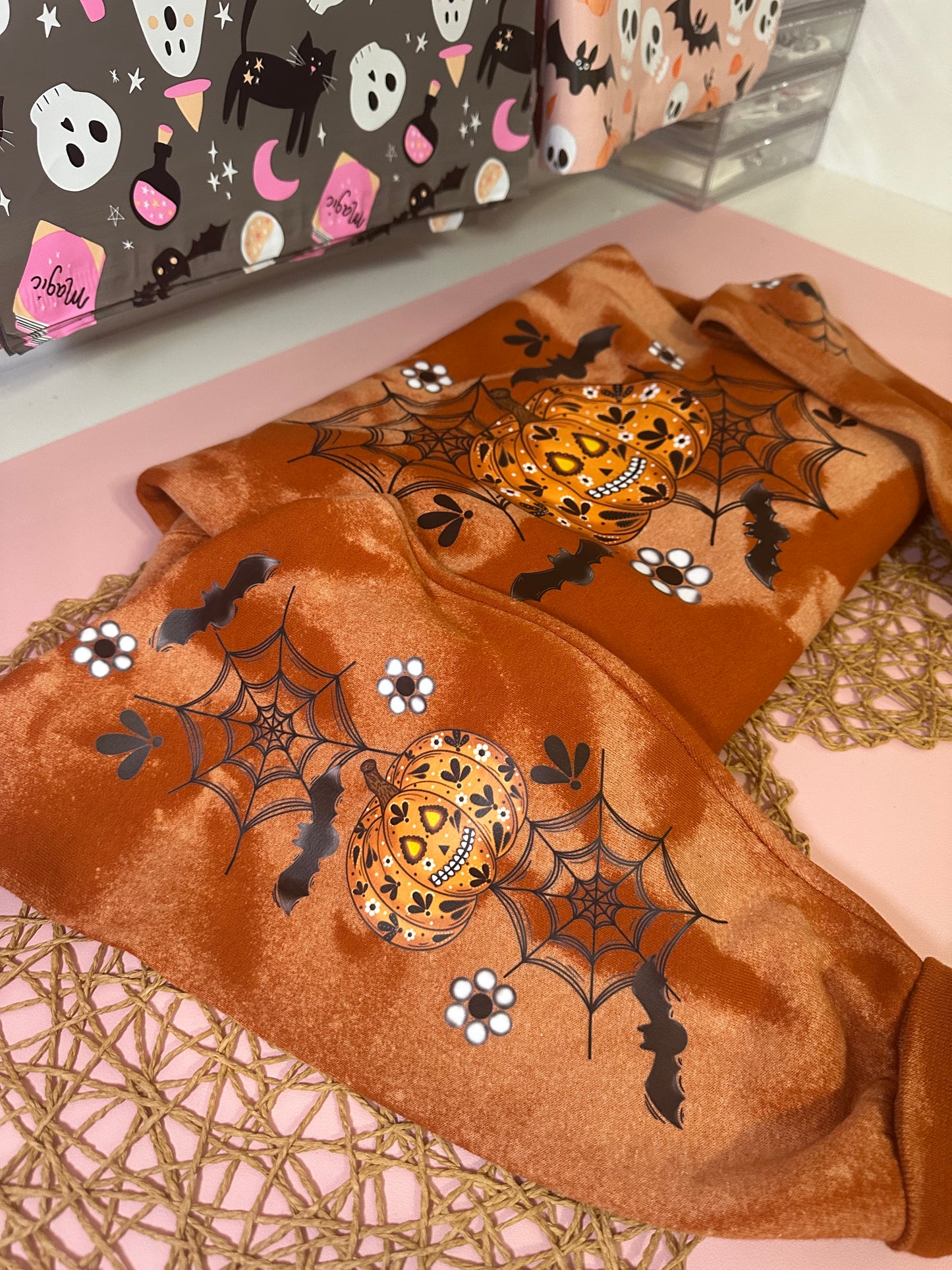 DIA DE MUERTOS PUMPKIN BLEACHED SWEATSHIRT- EXCLUSIVE DESIGN