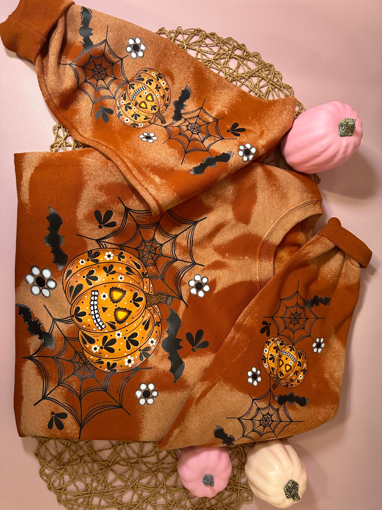 DIA DE MUERTOS PUMPKIN BLEACHED SWEATSHIRT- EXCLUSIVE DESIGN