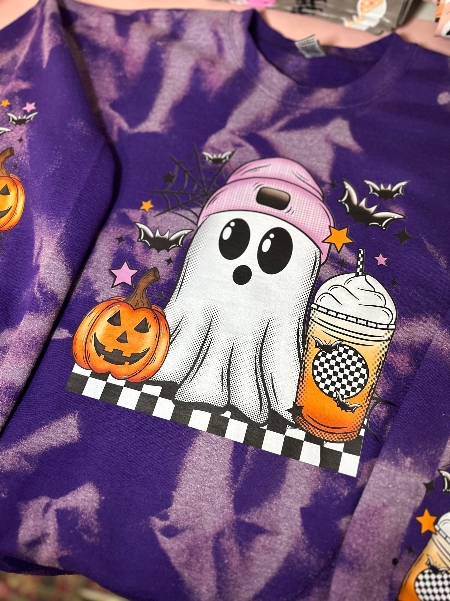PUMPKIN GHOSTIE BLEACHED SWEATER